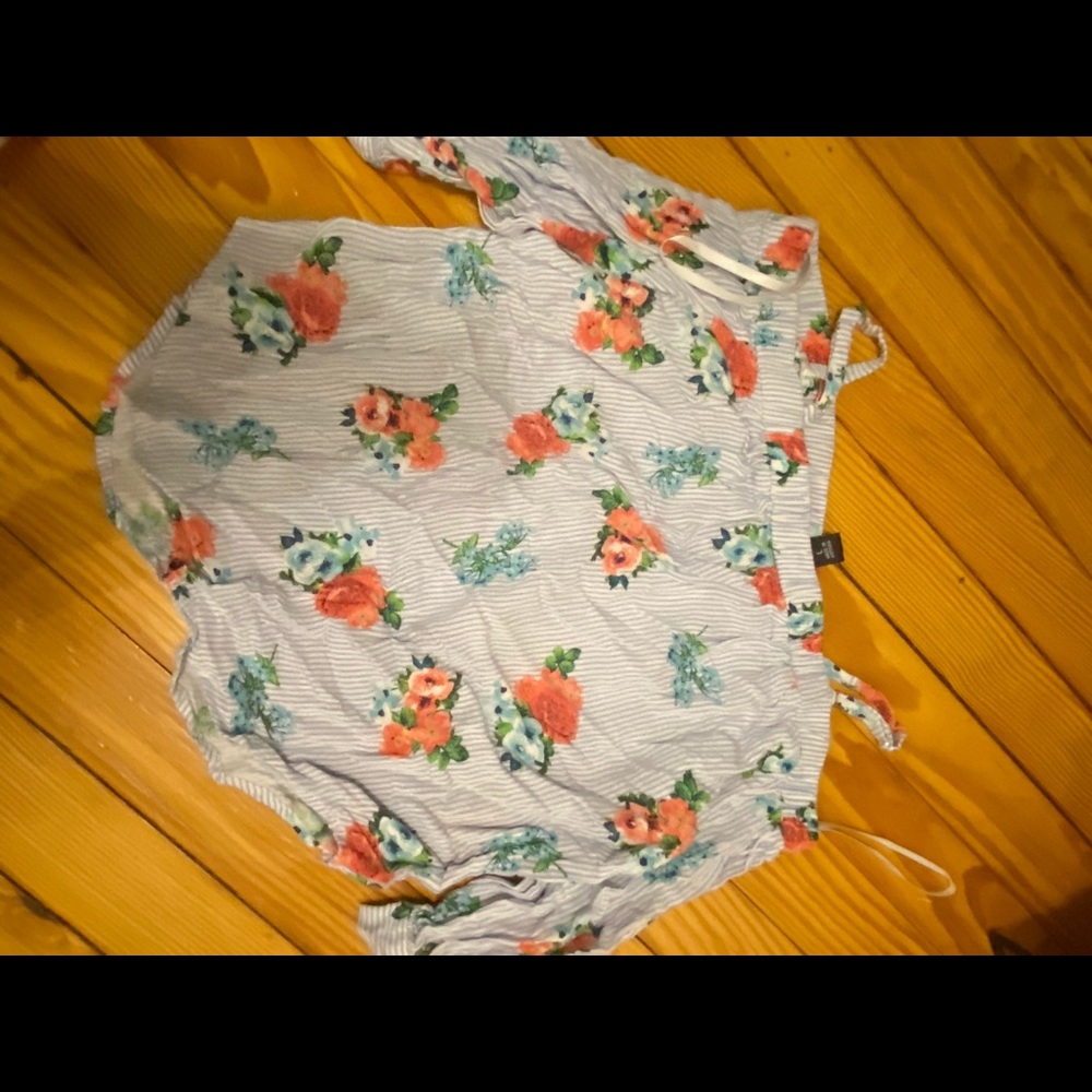 Flower striped shirt